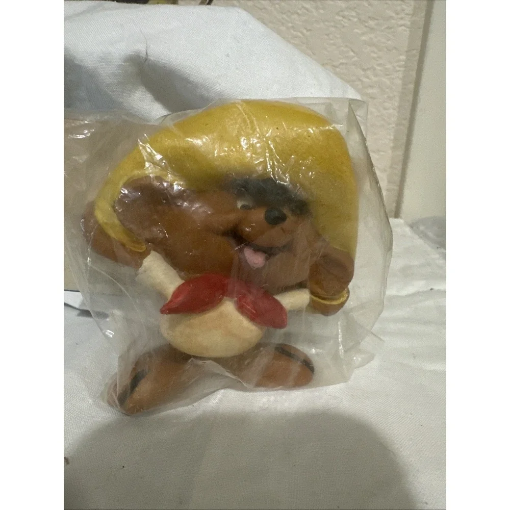 1990's VTG Looney Tunes VO-TOYS V.I.P Vinyl Dog Toy 1992 Speedy Gonzalez